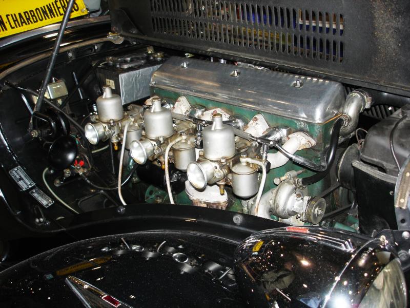 Moteur 15 Six.jpg