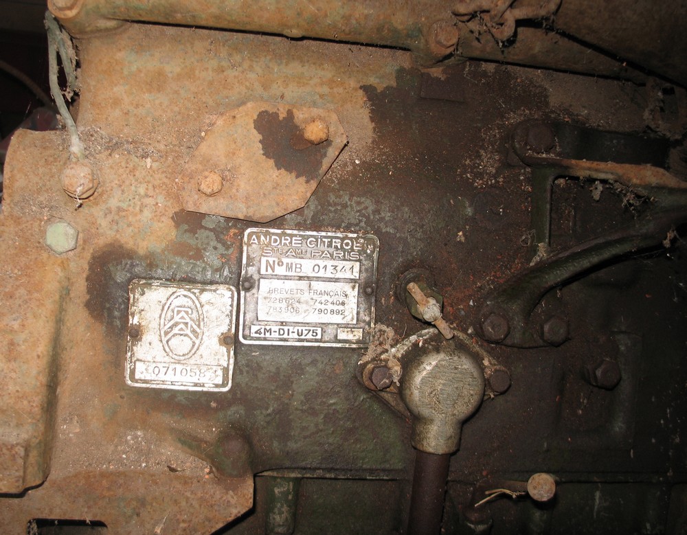 IMG_4282-Moteur diesel-.JPG