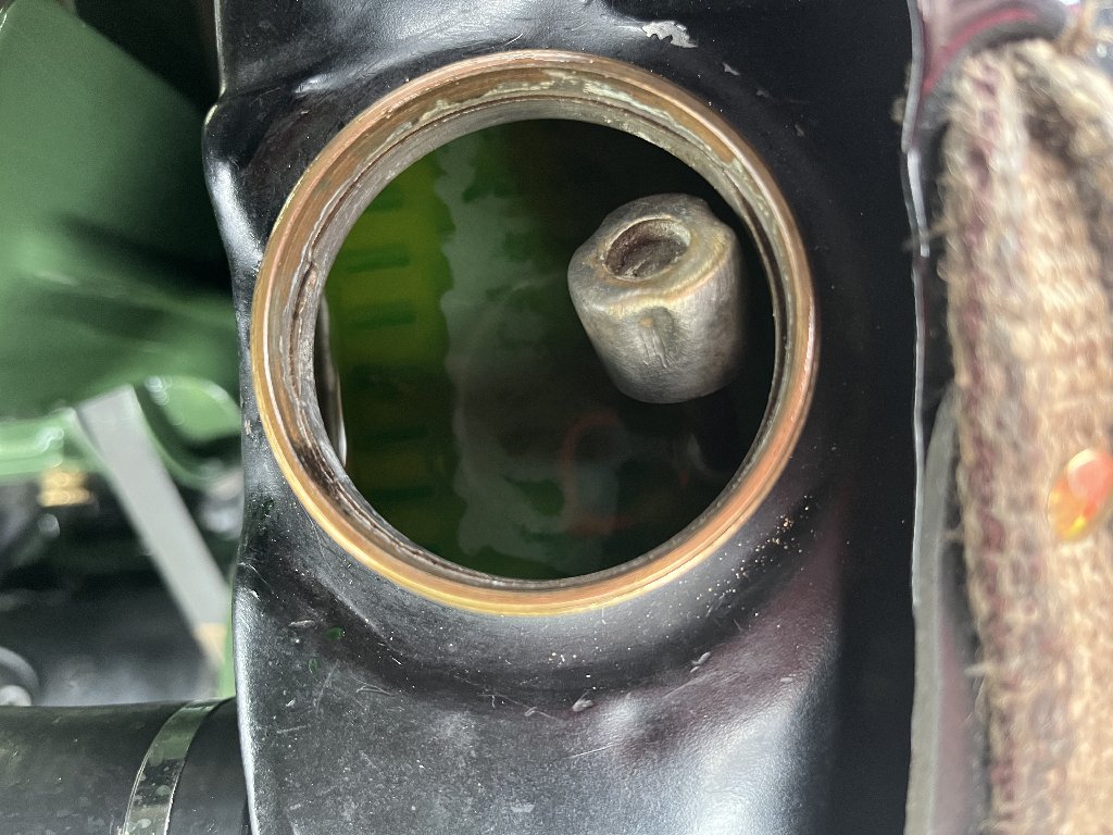 CITROEN 7 C EVENT RADIATEUR.jpg