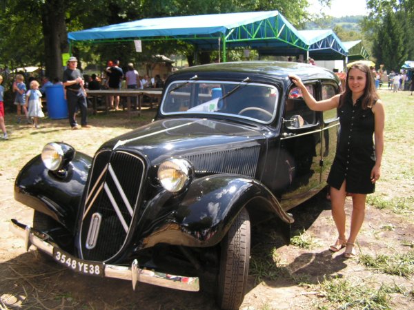 Citroen, Traction Avant en Isere)(03)_6.jpg