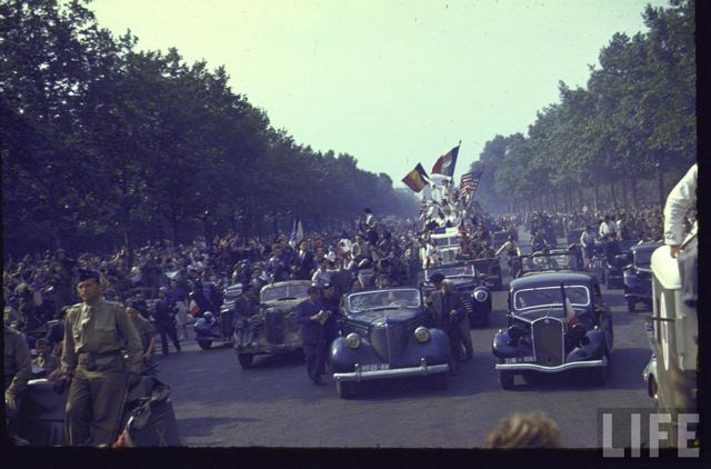 Paris 1944.jpg