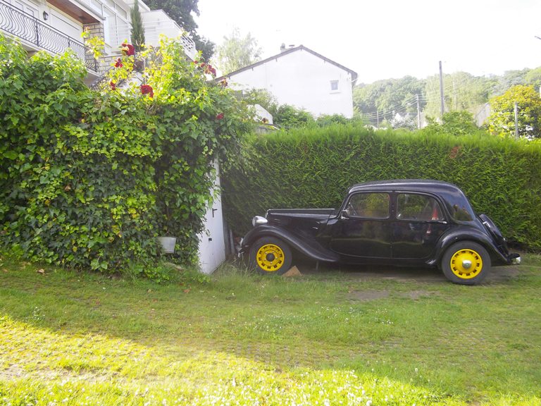 TRACTION 082.JPG